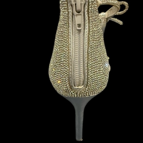 INC Nolino Elegant Bow Strapped Women's Heels - Picture 4 of 4